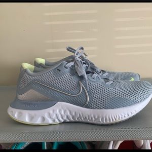 Size 7 1/2 Nike Renew used once